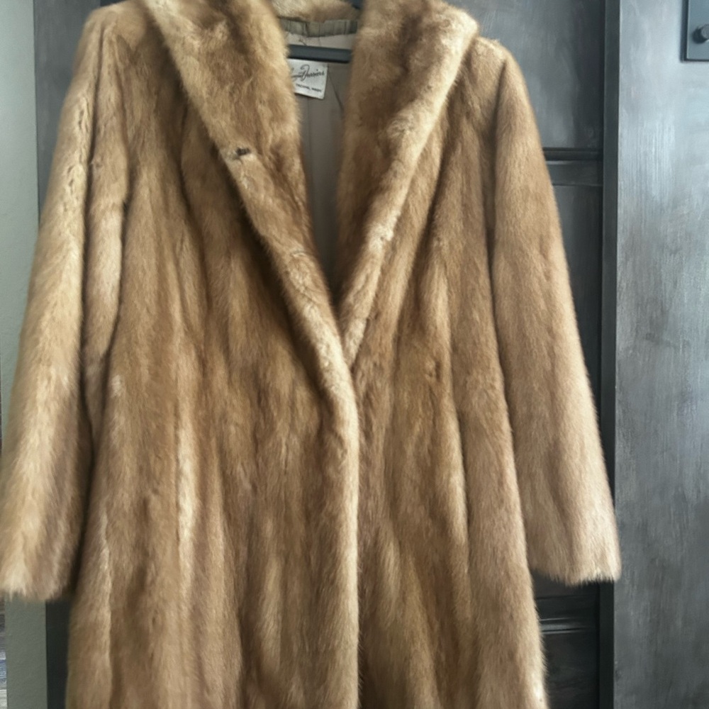 Luxurious Vintage mink coat